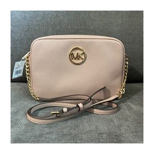❗️SOLD❗️🔹Michael Kors Crossbody🔹